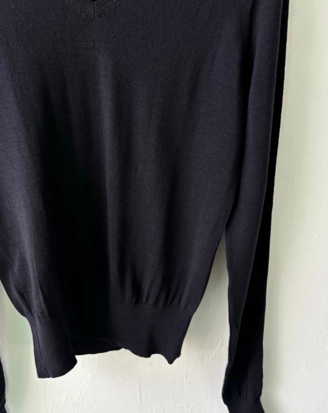 Prada 90s extra fine V-neck 상품이미지6