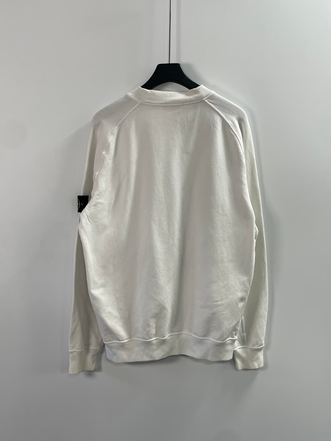 스톤아일랜드 와펜 맨투맨 (on.130) 상품이미지3