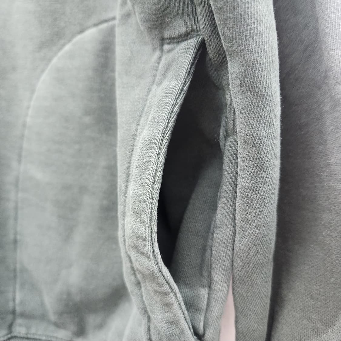 커버낫 로고자수 반집업 맨투맨 M(L) 상품이미지5