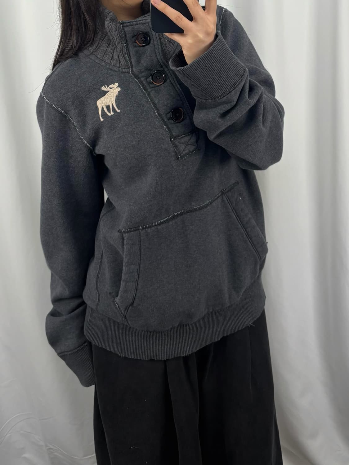 아베크롬비 그레이 하이넥 스웻셔츠 상품이미지1