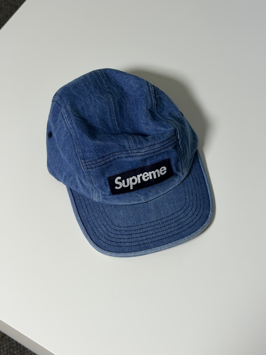 슈프림 24FW 워시드 데님 캠프캡  상품이미지1