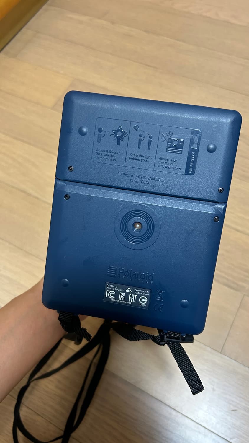 폴라로이드 원스텝2 기묘한이야기 한정판 상품이미지3