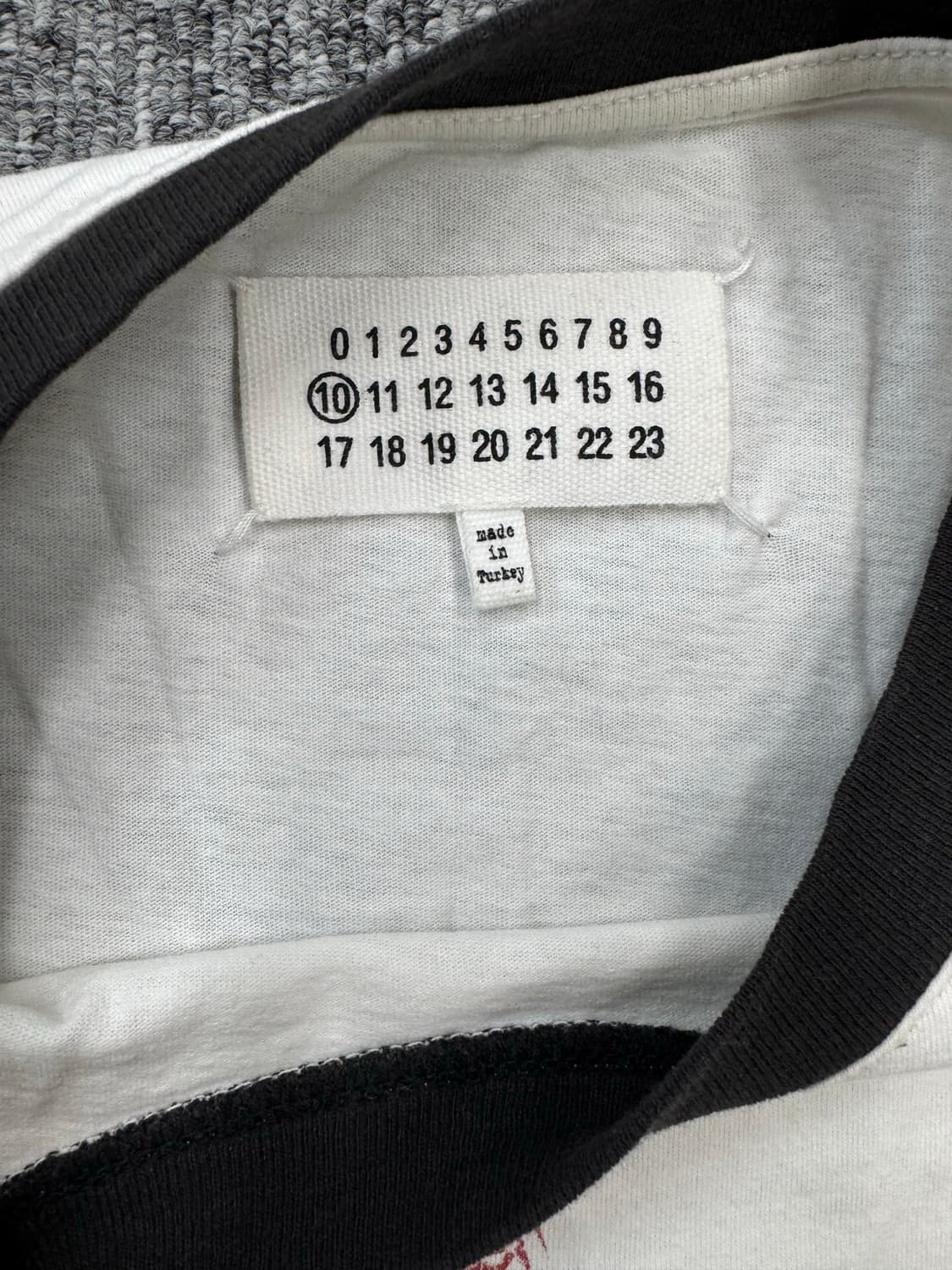 마르지엘라 스탬프 티셔츠 블랙 xl 상품이미지4