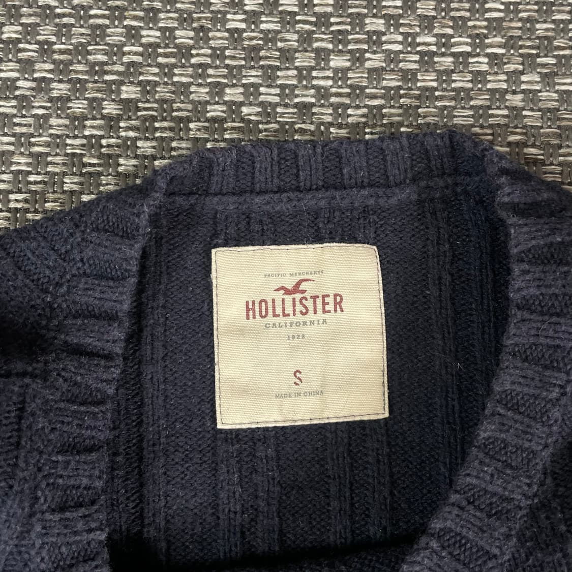 홀리스터 네이비 케이블 니트 S 상품이미지4