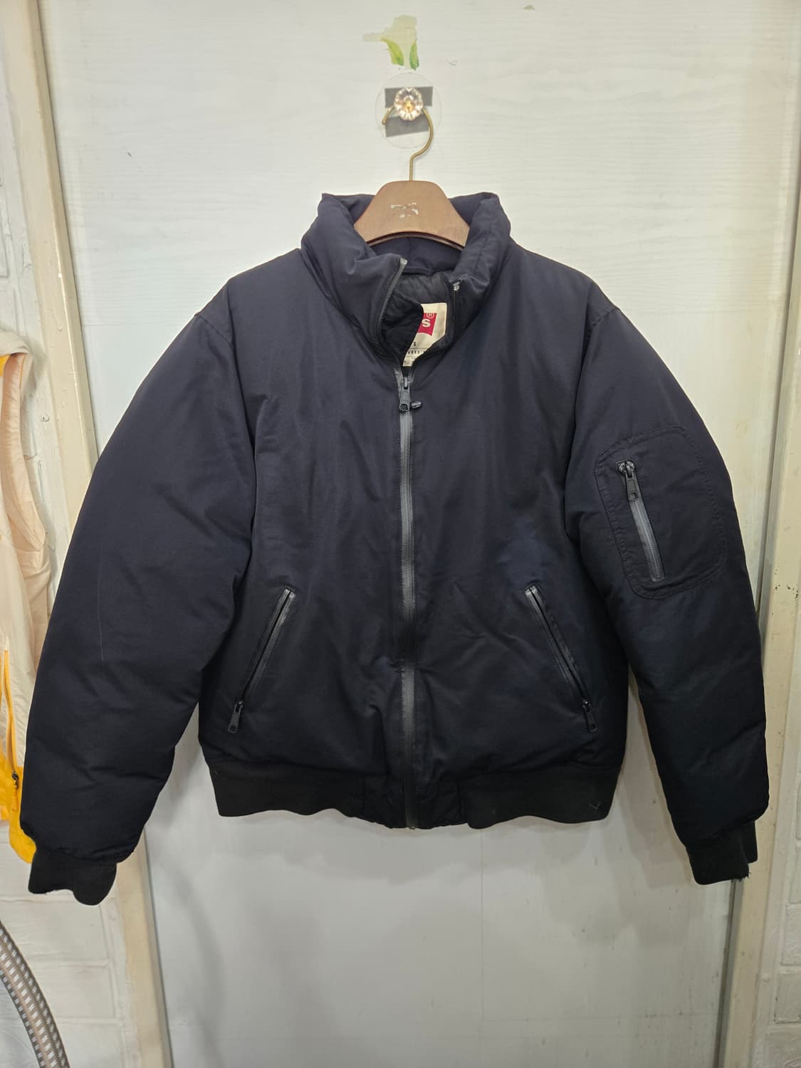 100,L )) LEVI'S리바이스 다운 숏패딩! 깔끔하고 이쁜 스타일! 상품이미지1