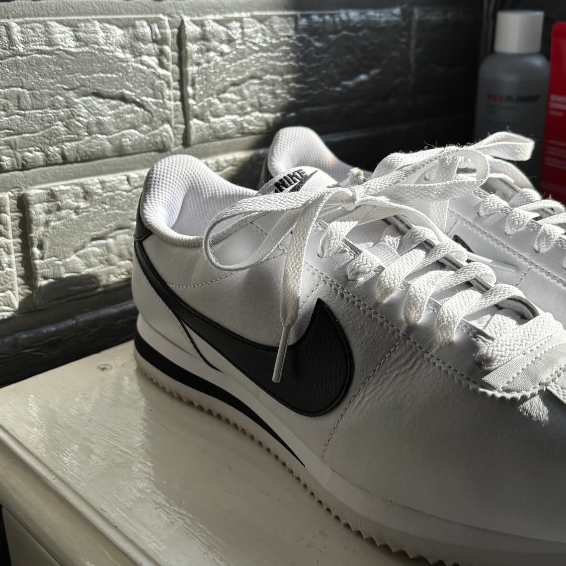 (택포) 나이키 코르테즈 화이트 블랙 250사이즈 상품이미지2