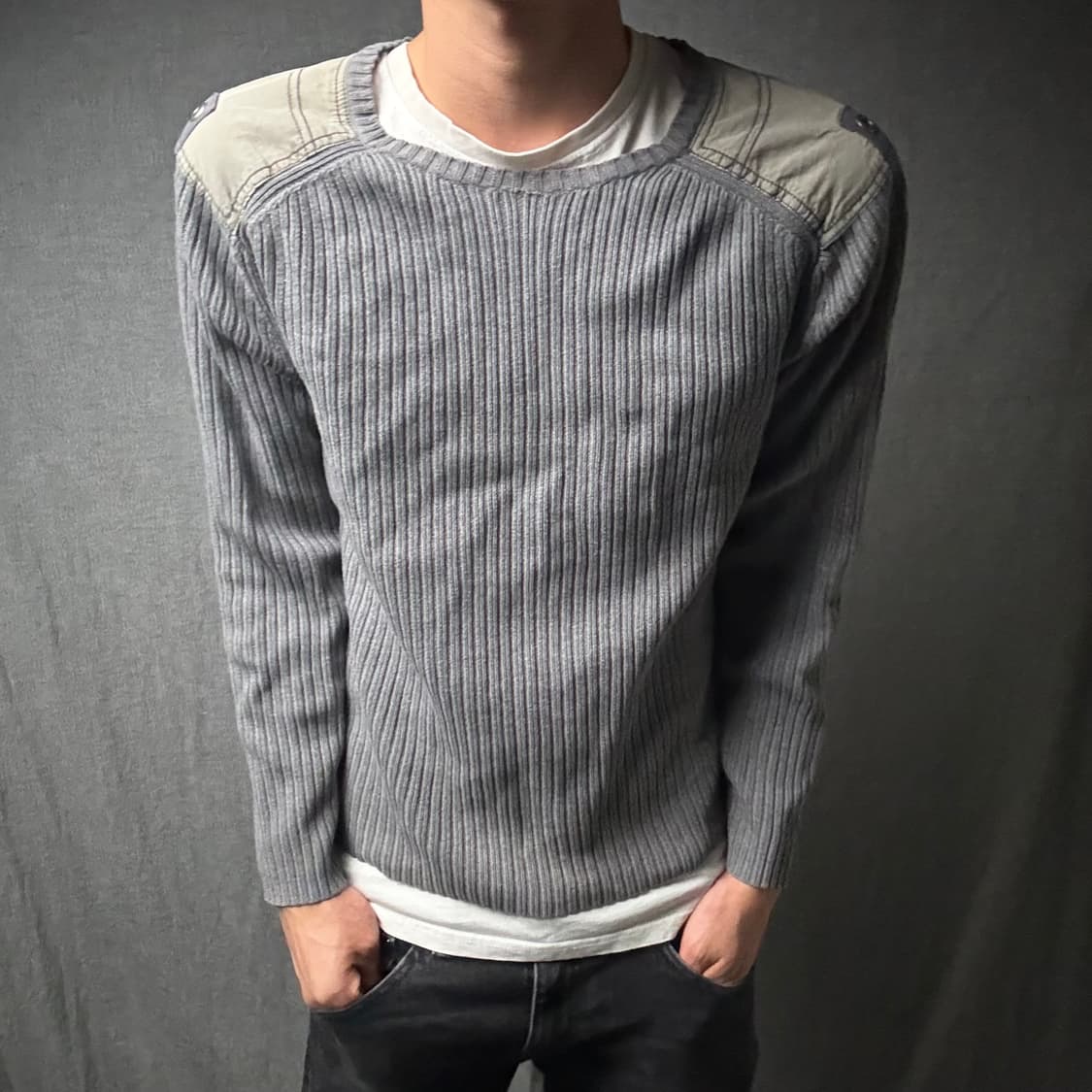 Calvin Klein Gray Knitwear 상품이미지1