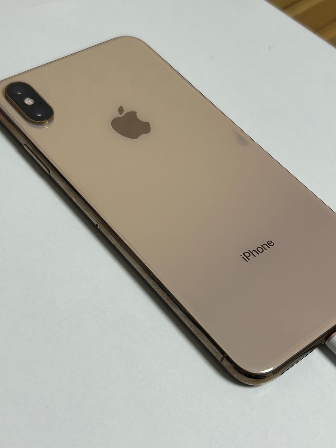 무음! 아이폰 XS Max 골드 64기가(미국판) 상품이미지1