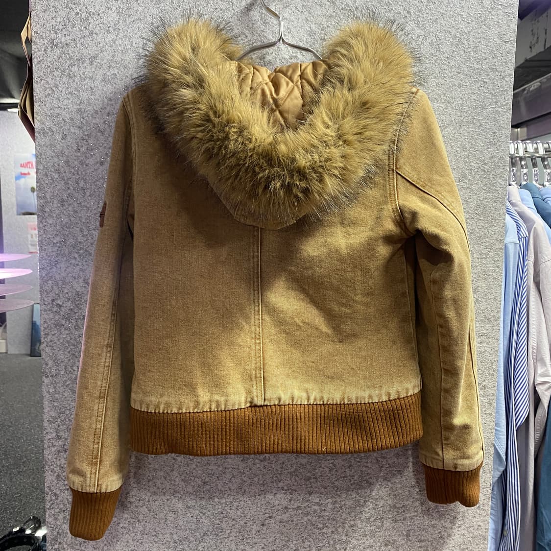 빈티지 y2k 브라운 버튼 퍼 크롭 후드자켓 B3761 상품이미지3