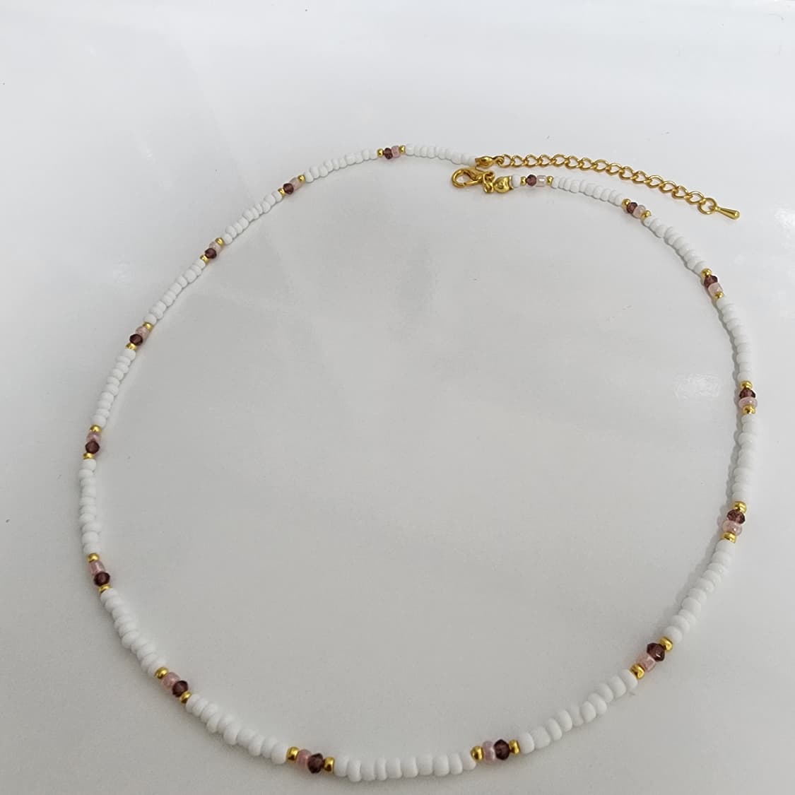 화이트 비즈 목걸이 상품이미지2