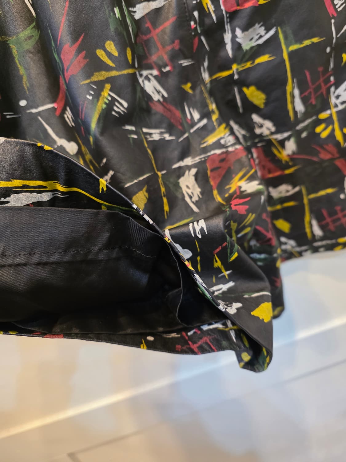 컬러 프린팅 가죽 반바지 상품이미지5