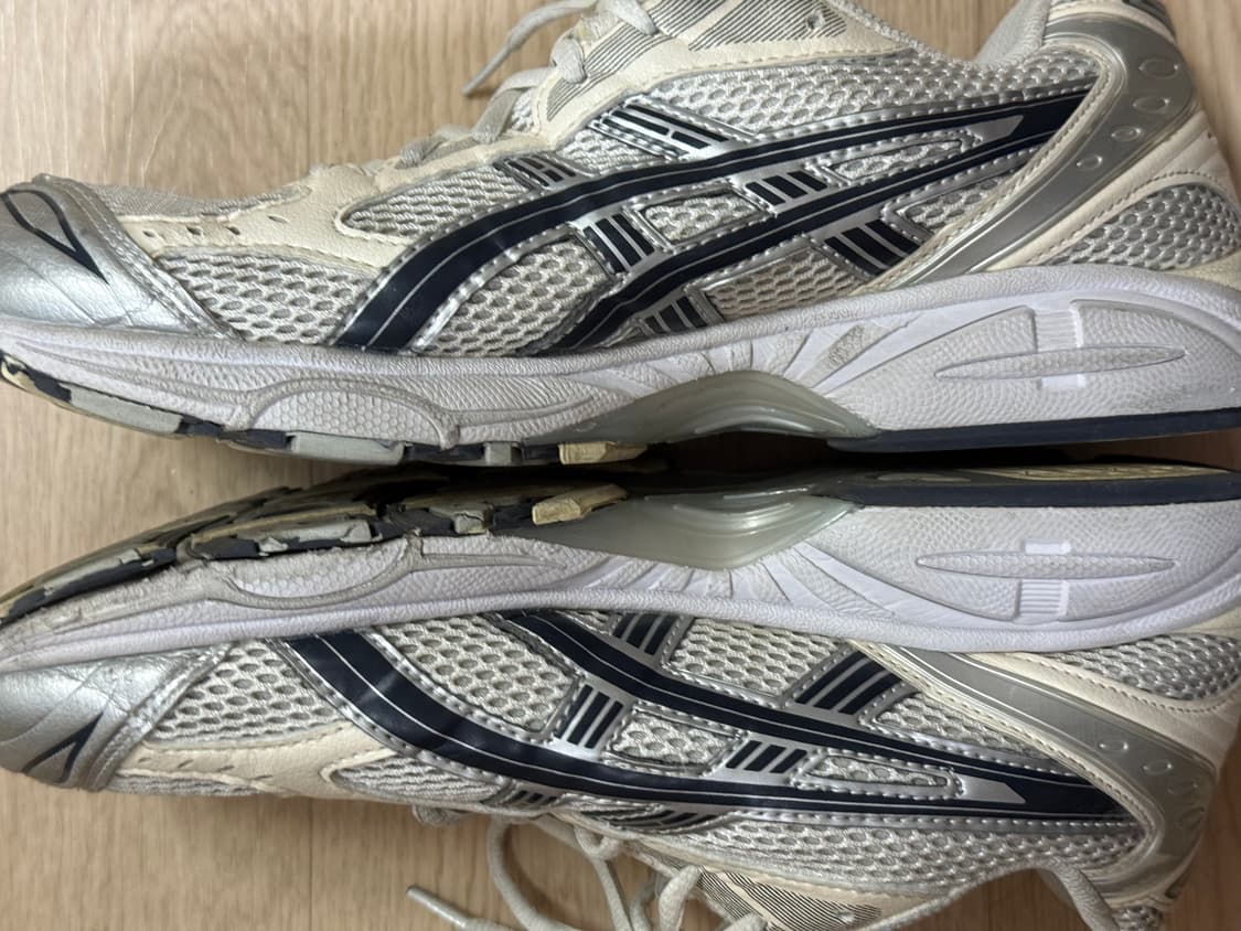 아식스 젤카야노 14 화이트 미드나잇 285-290사이즈 판매 상품이미지2