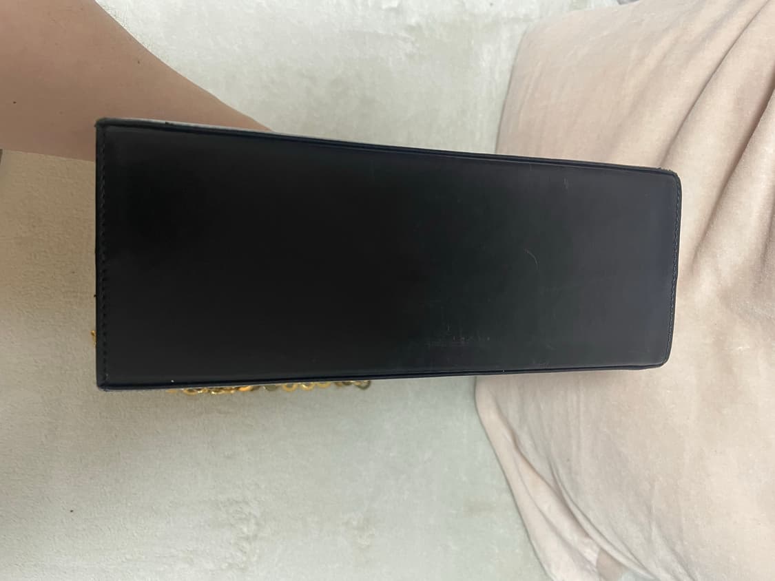 페라가모 간치니 체인 숄더백 블랙 상품이미지6