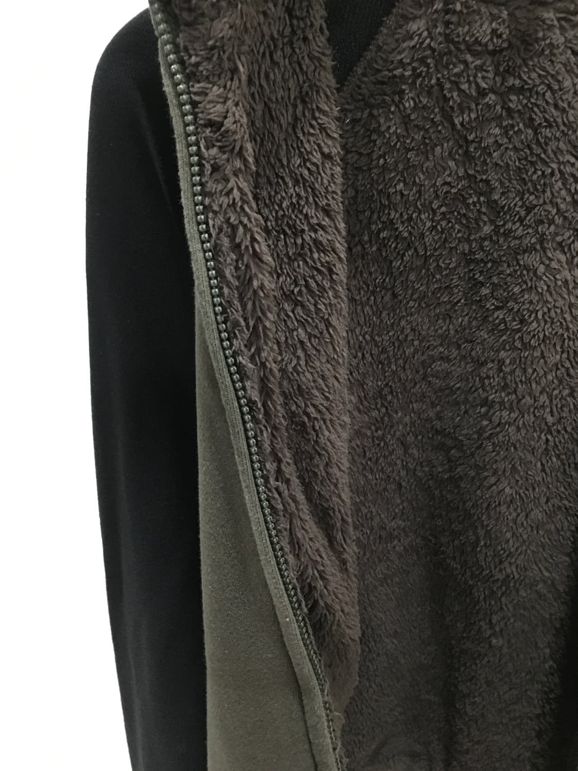 유니클로 하이넥 집업 상품이미지3