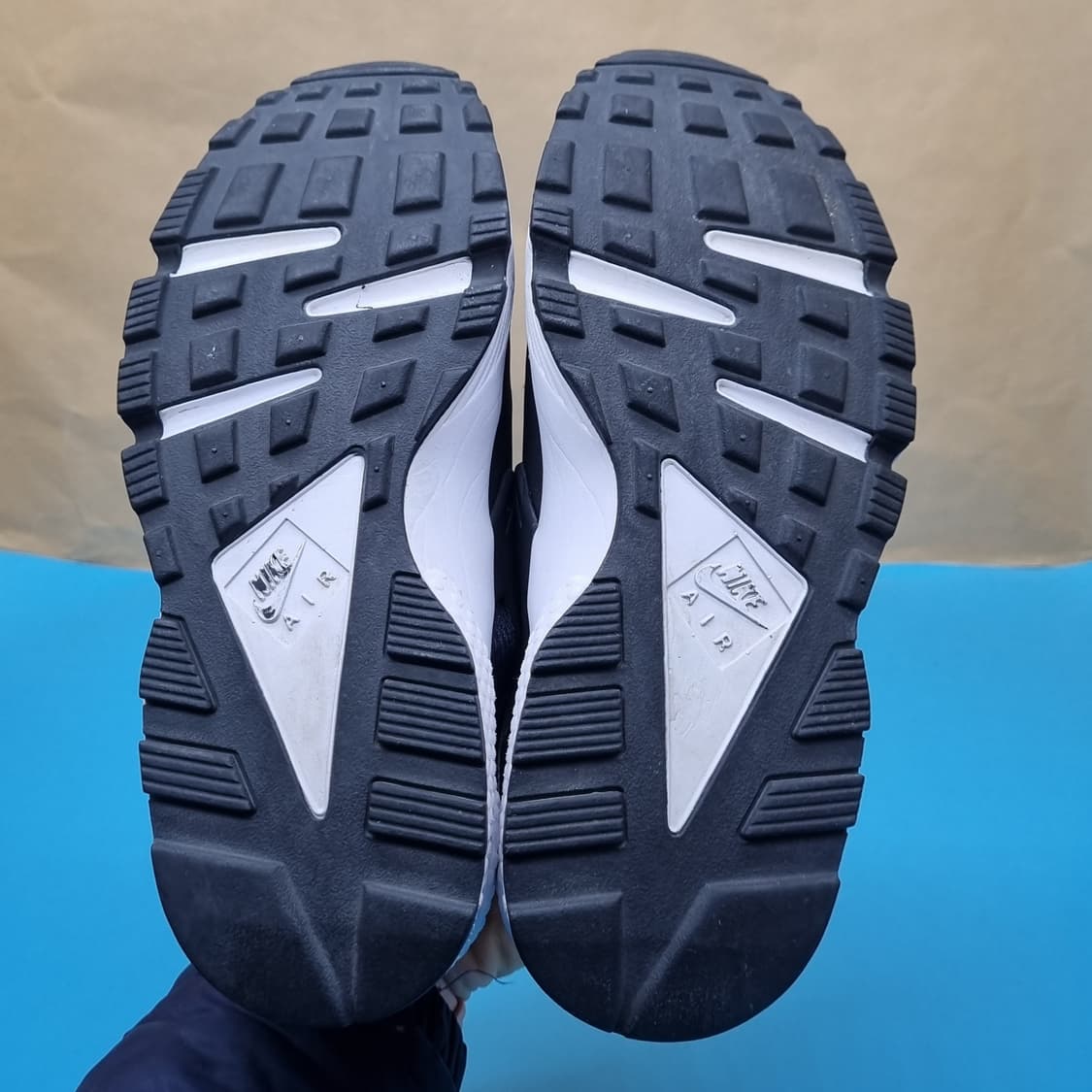 나이키 에어 허라취런 운동화 실사이즈220 상품이미지3