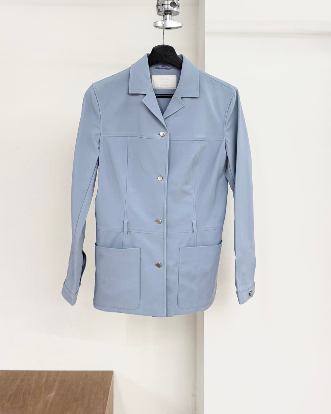 프라다 라이트블루 버튼다운 자켓 상품이미지1