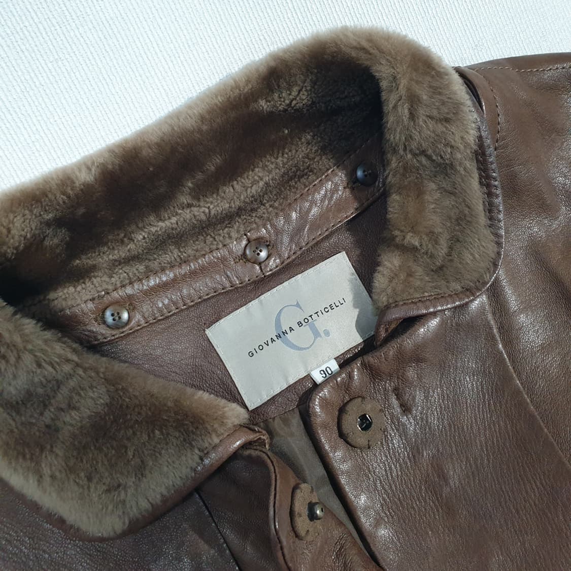 G.BOTTICELLI 양가죽 빈티지 베스트 66-77 상품이미지7