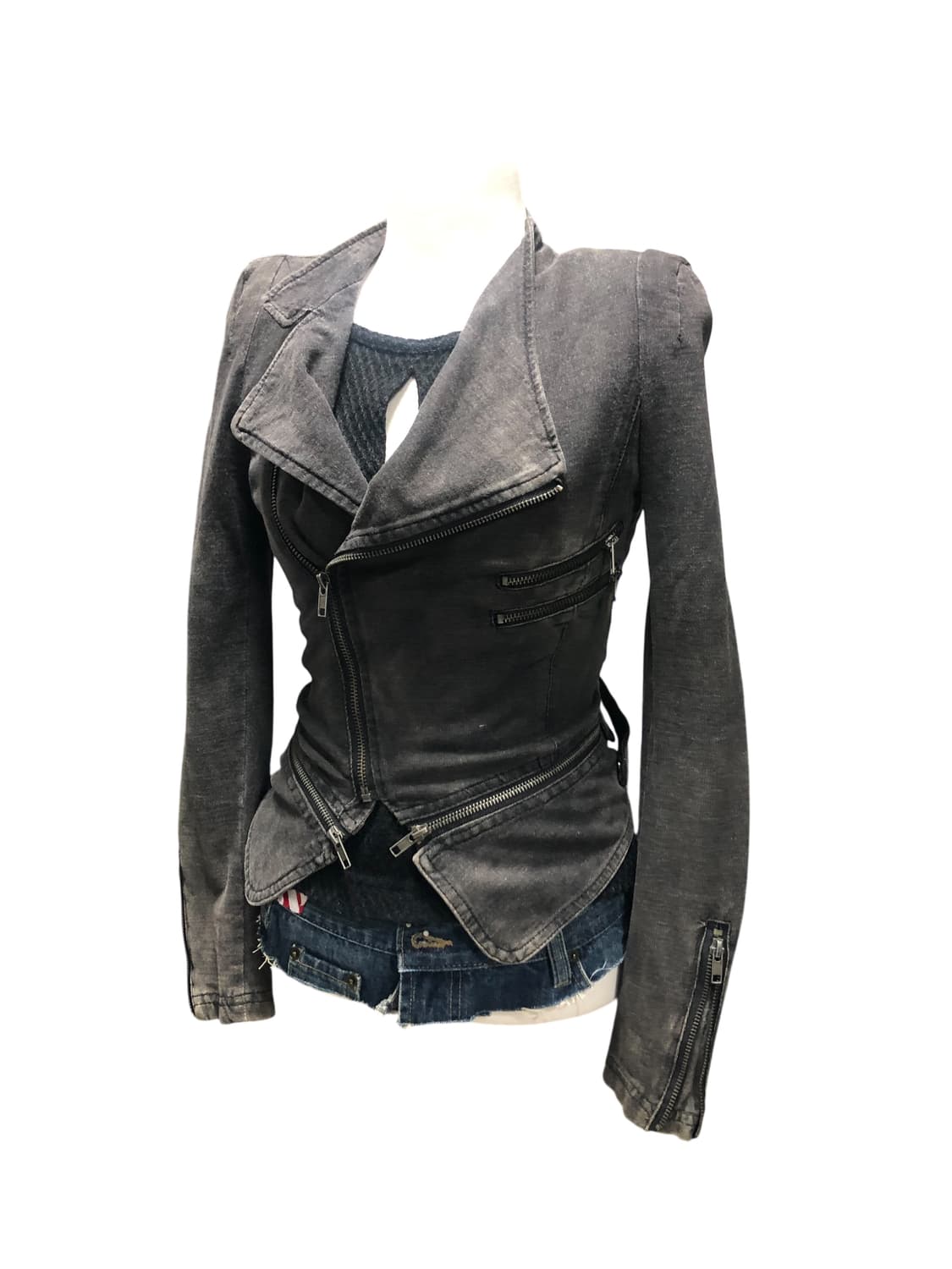 25일 출고예정.사선 해체주의 너낌 흑청 오묘워싱 자켓 상품이미지1