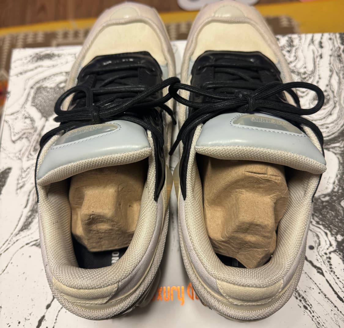 라프시몬스 오즈위고 크림 285 상품이미지6