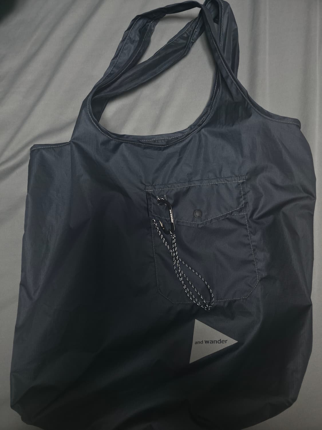 앤드원더 그로서리 포켓 백 블랙 상품이미지2