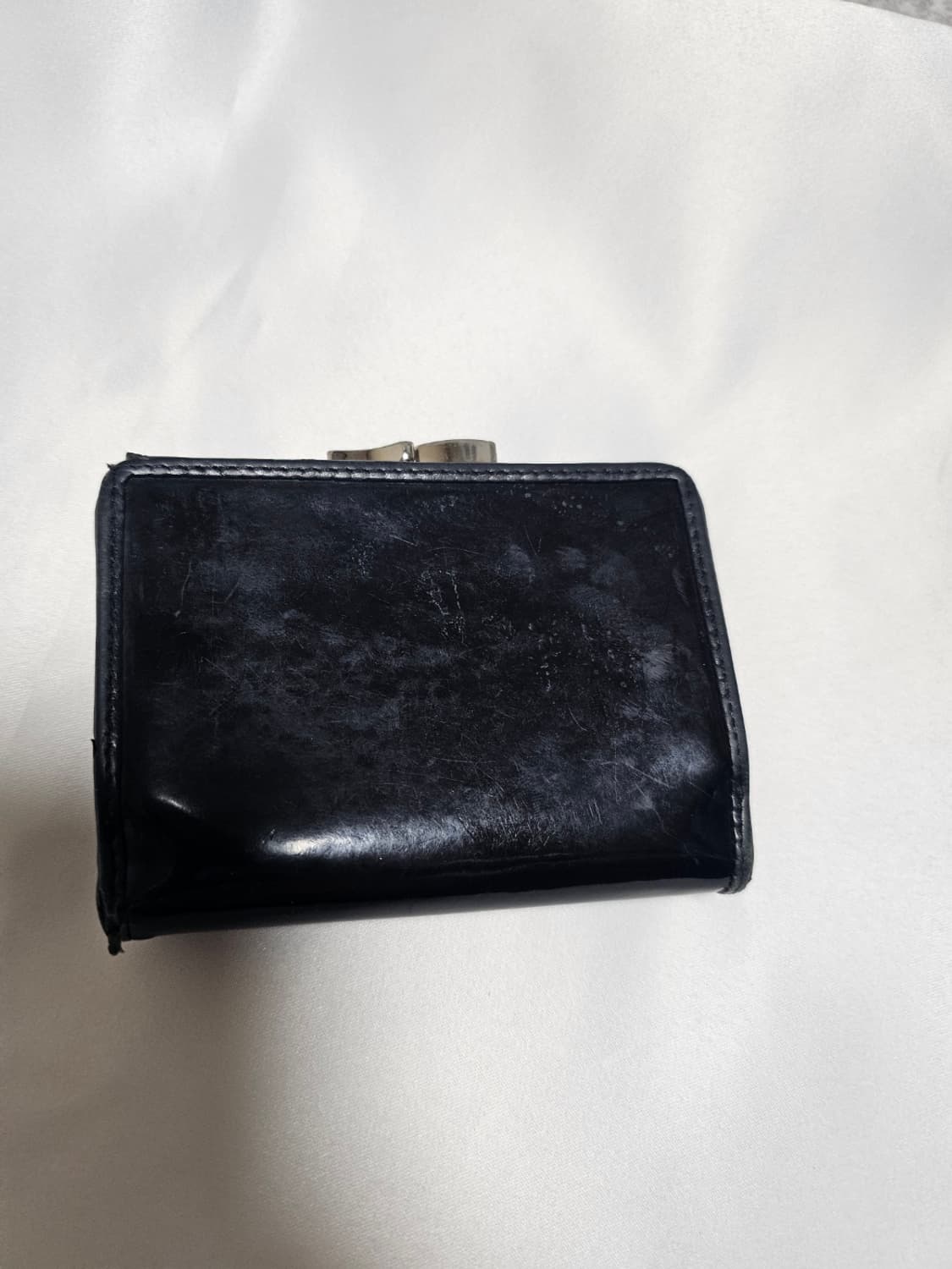 비비안웨스트우드에나멜반지갑 상품이미지6