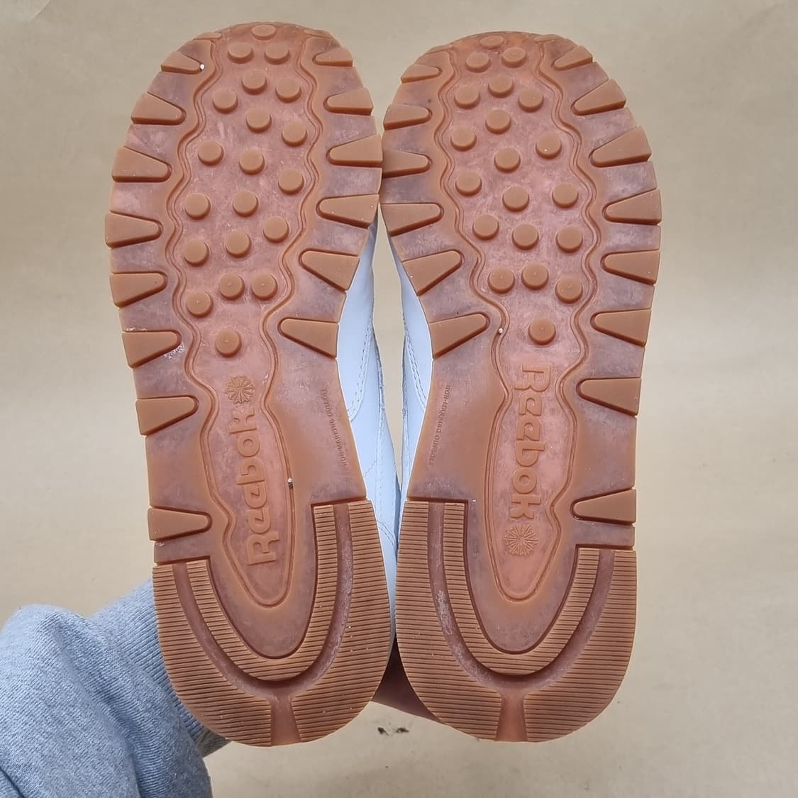 리복 클래식 레더 흰색 스니커즈240 상품이미지3