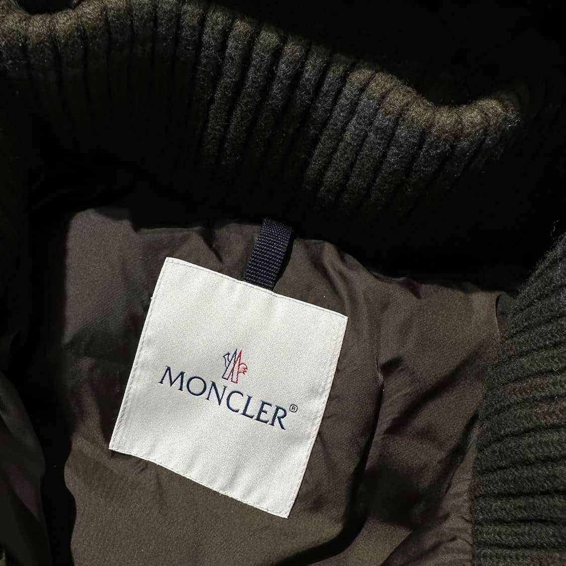 (매장판) 몽클레어 울 배색 EGIDE 구스다운 패딩 상품이미지6