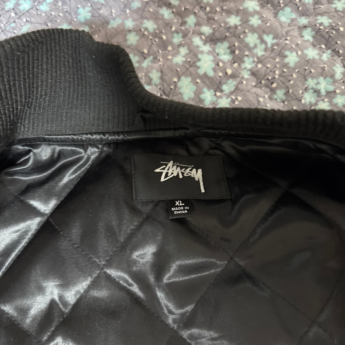 XL 스투시 서프맨 스타디움 자켓 상품이미지2