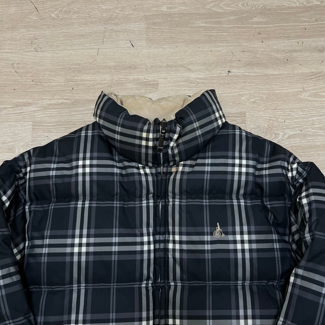 빈폴 덕다운 리버시블 체크 푸퍼패딩 점퍼 [블랙] L/100 상품이미지2