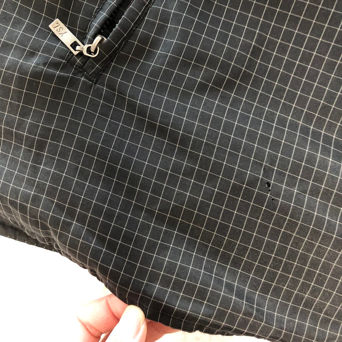 입생로랑 리버시블 패딩조끼  상품이미지7