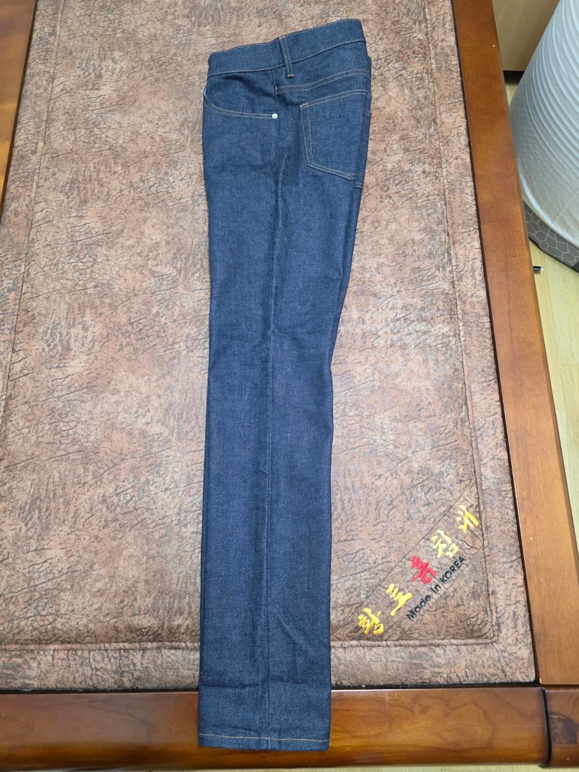 아크네스튜디오 슬림 스키니핏 생지 데님 팬츠 31 상품이미지5