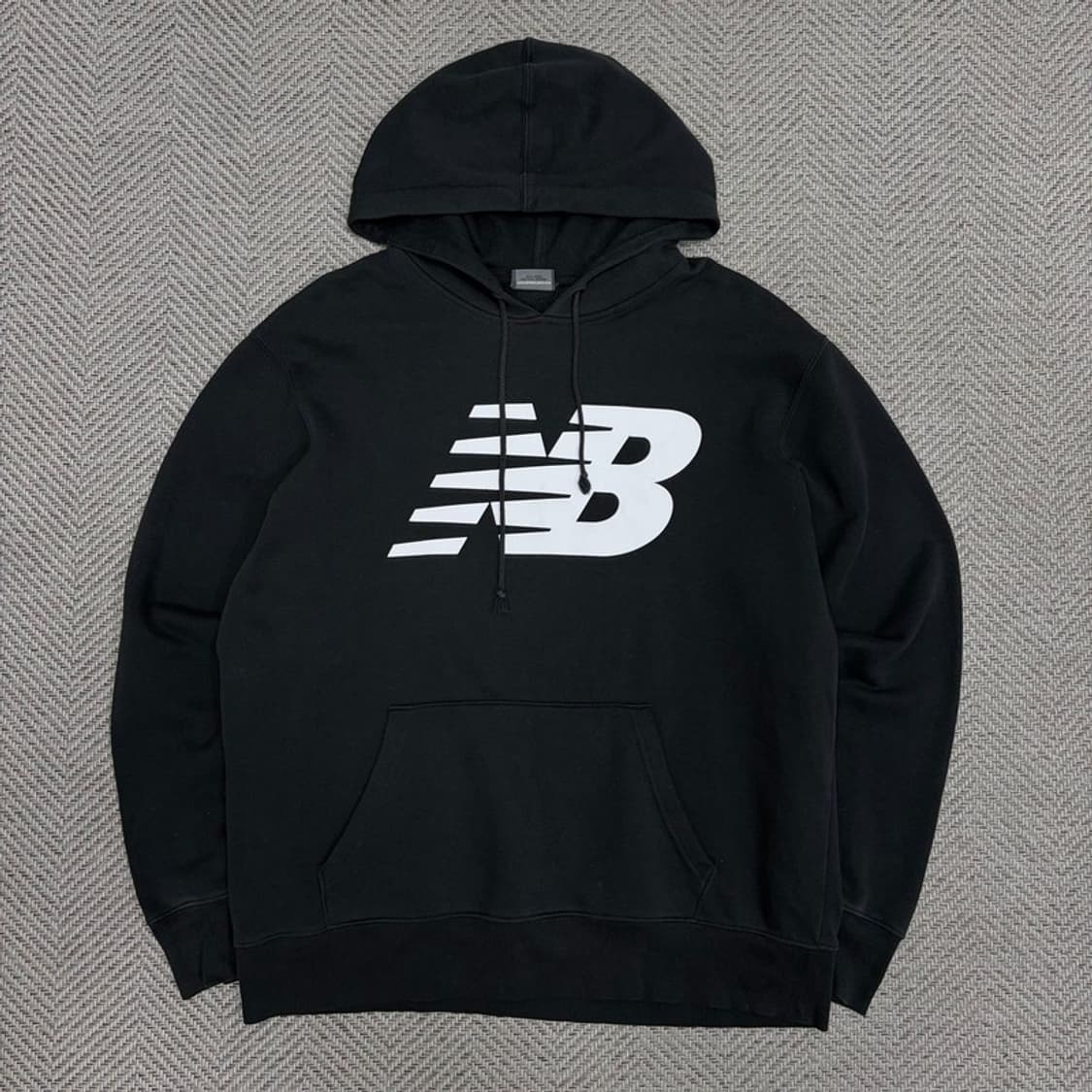 뉴발란스 빅로고 후드티 v1307 상품이미지1