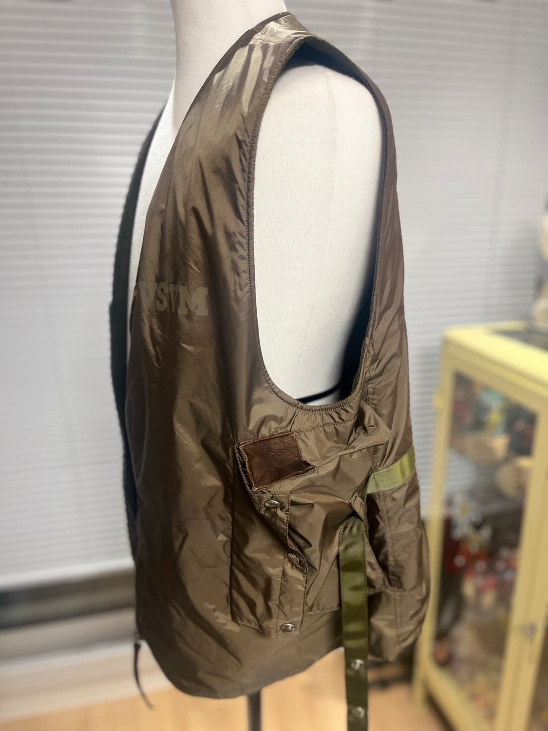 비즈빔 아카이브급 트랜스미터 올리브 베스트 XL 상품이미지9