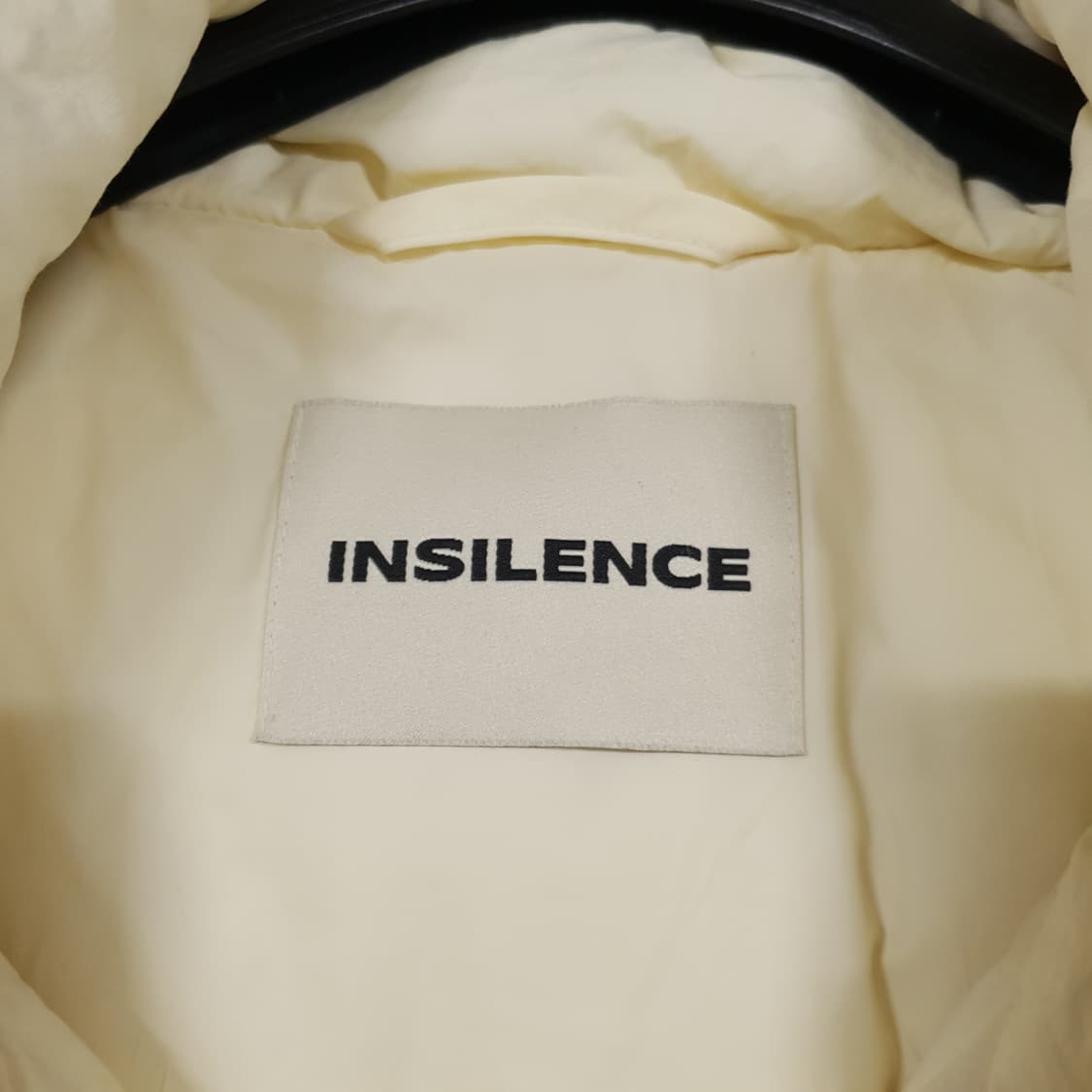 여성 S) 인사일런스 우먼 오버핏 구스다운 푸퍼 패딩 점퍼 크림 희귀 상품이미지5