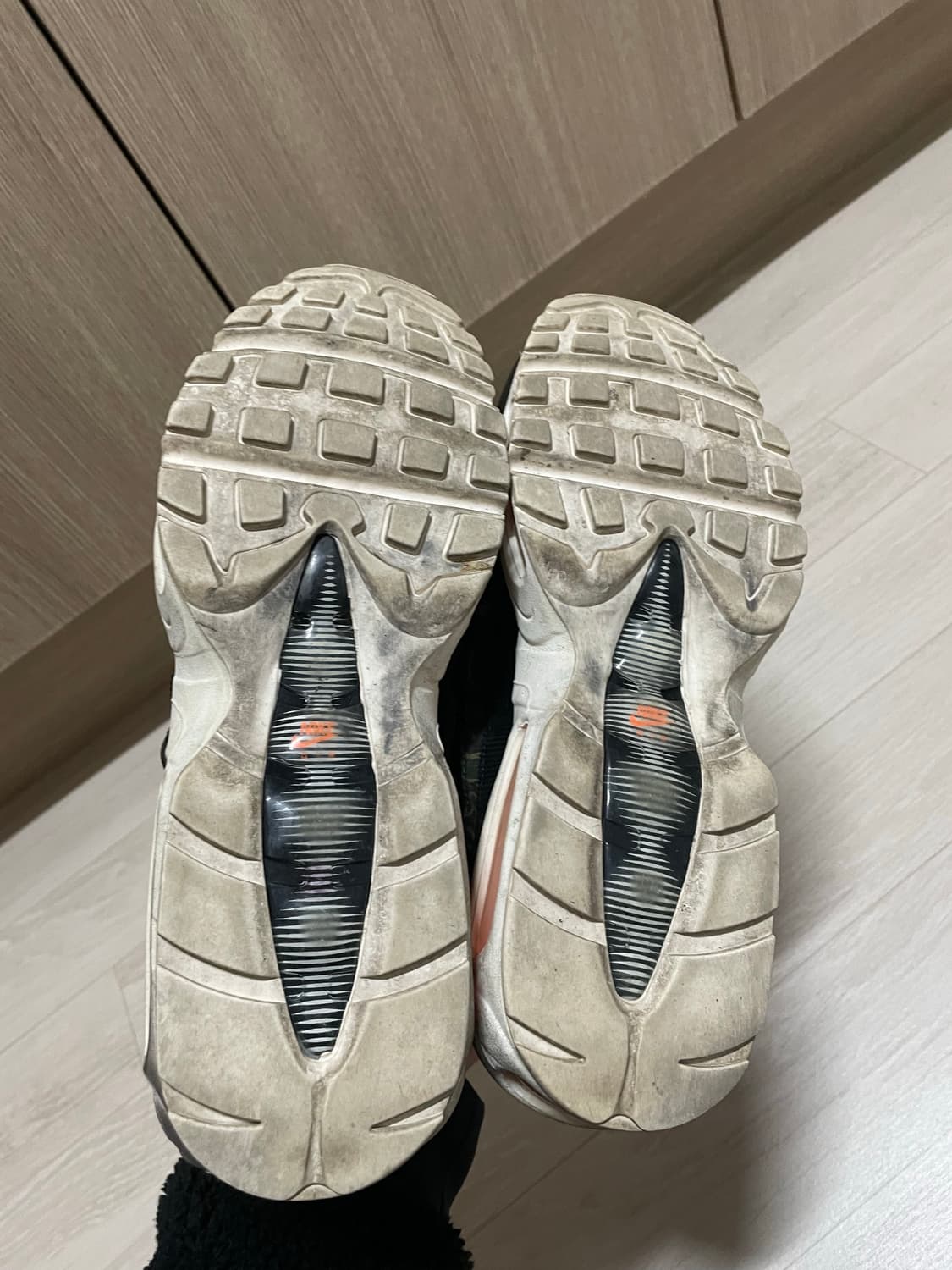 나이키 칼하트 맥스95 상품이미지6