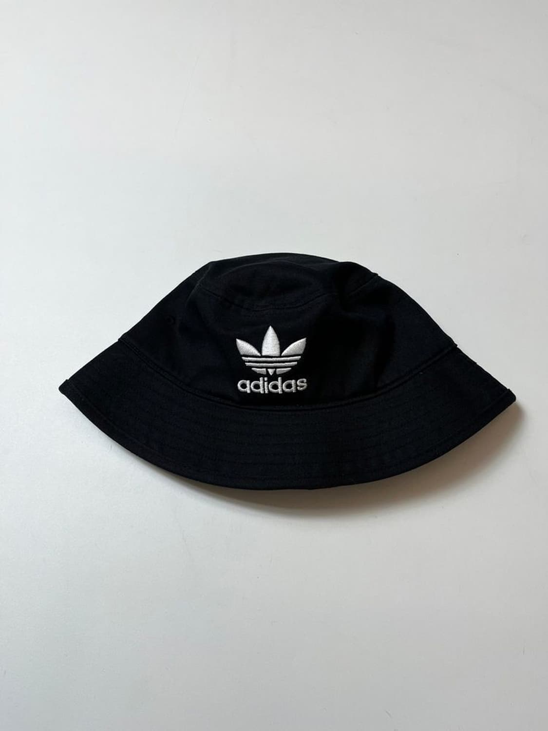 아디다스 21ss 트레포일 로고 버킷 햇 Q1429 상품이미지1