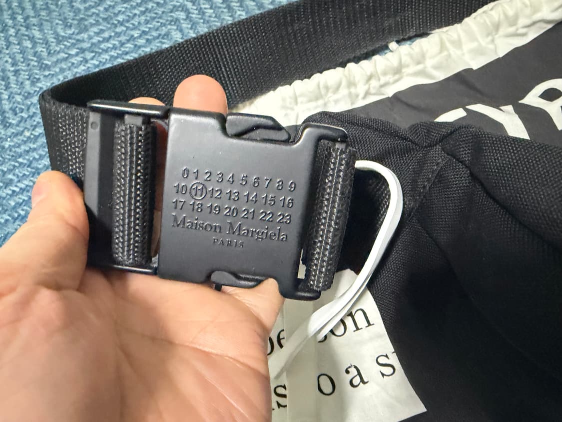 메종 마르지엘라 블랙 힙색 범백 상품이미지2