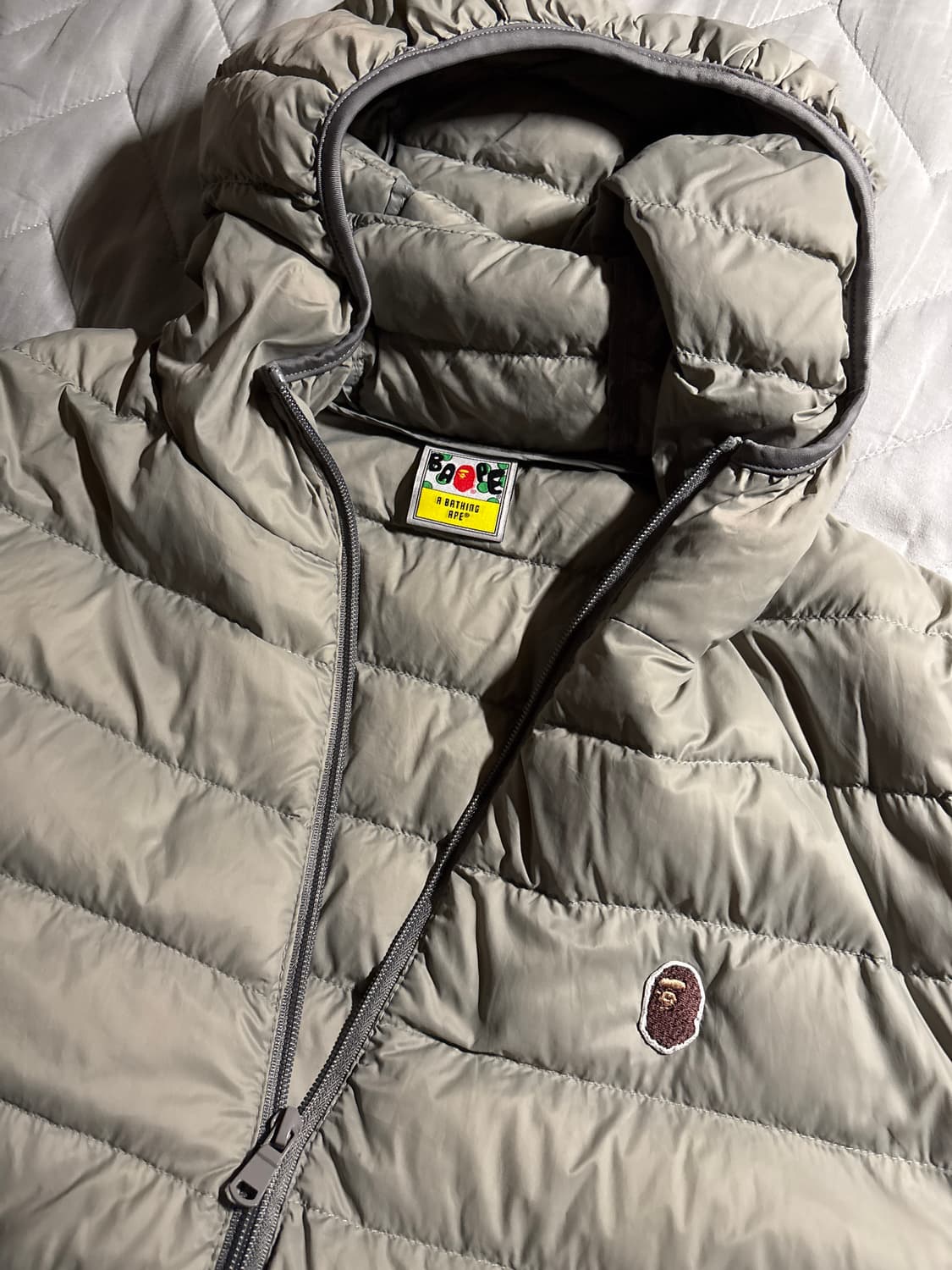 베이프 경량패딩 상품이미지1