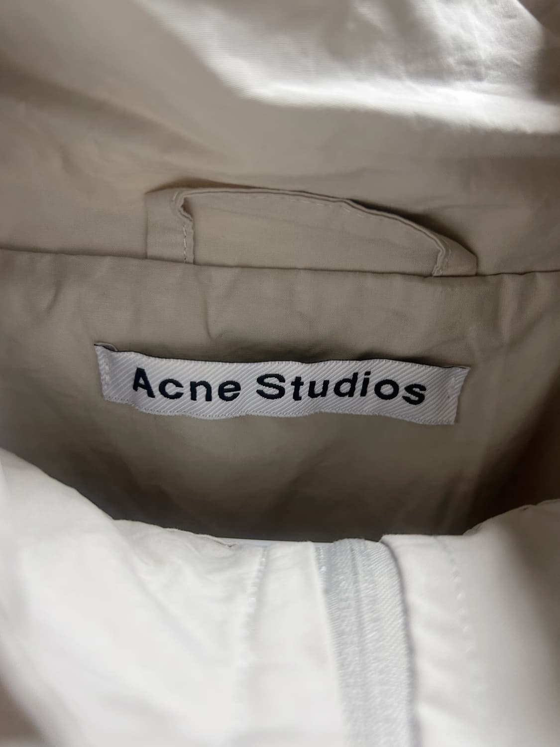 아크네 스튜디오 윈드브레이커 상품이미지4