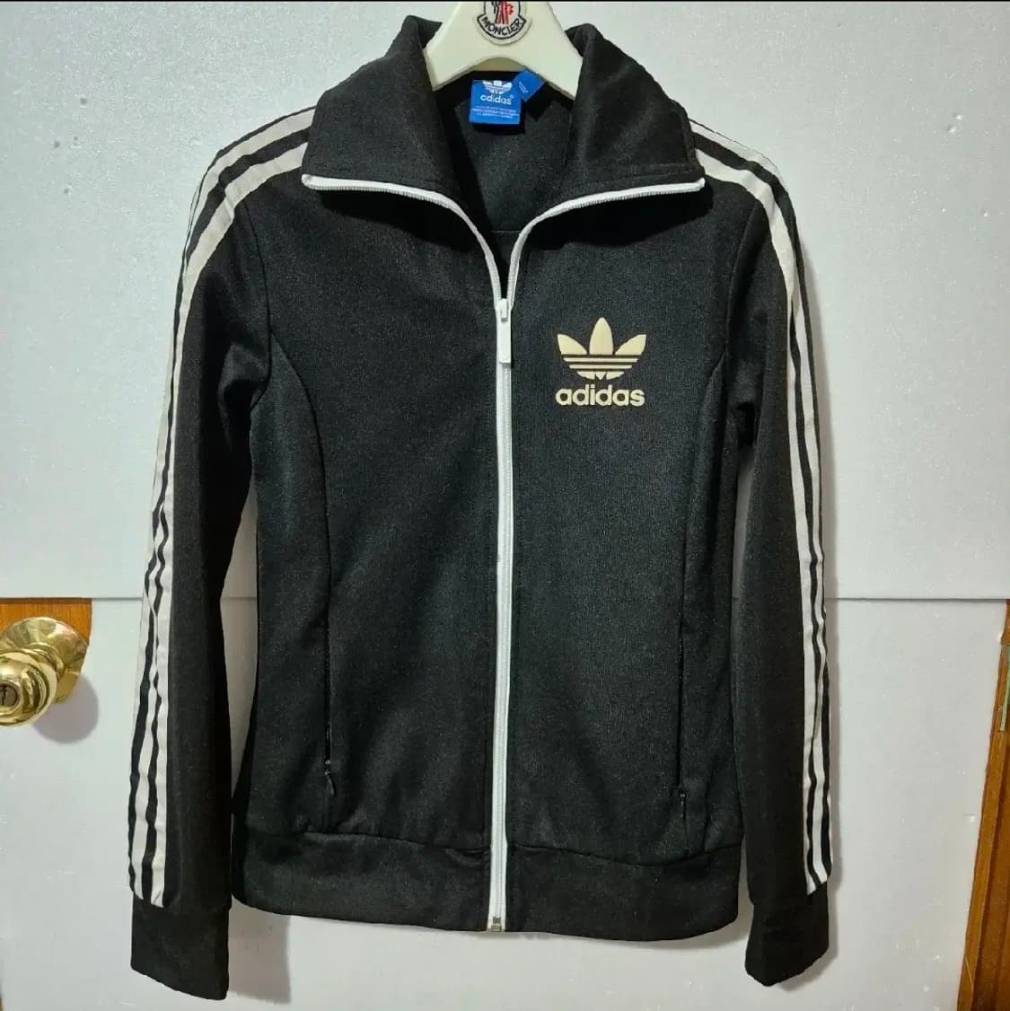 327 ) 아디다스 유로파져지 화이어버드 빅로고 s 상품이미지1