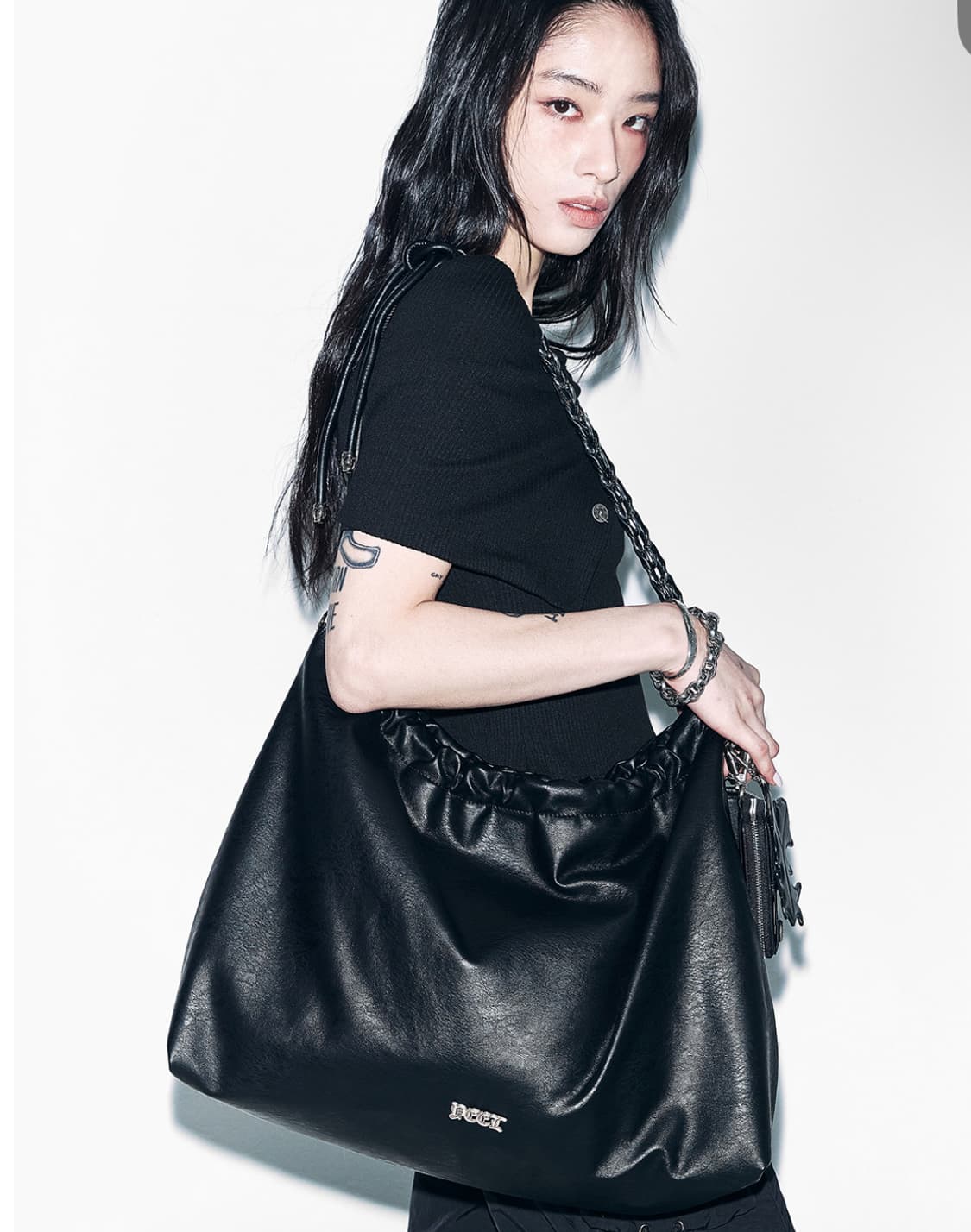 Yeel CHAIN SHOULDER BAG BLACK 체인숄더백 구해용 상품이미지1