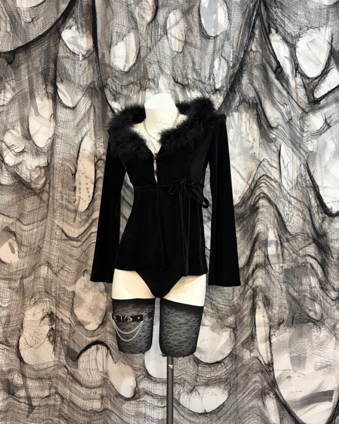 Gothic Velvet Fur Cardigan 상품이미지1