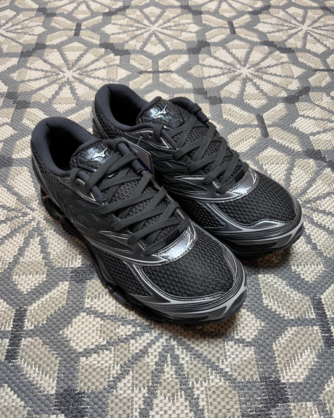 (285) 미즈노 웨이브 프로페시 LS 블랙 샌드 메탈릭 그레이 상품이미지1