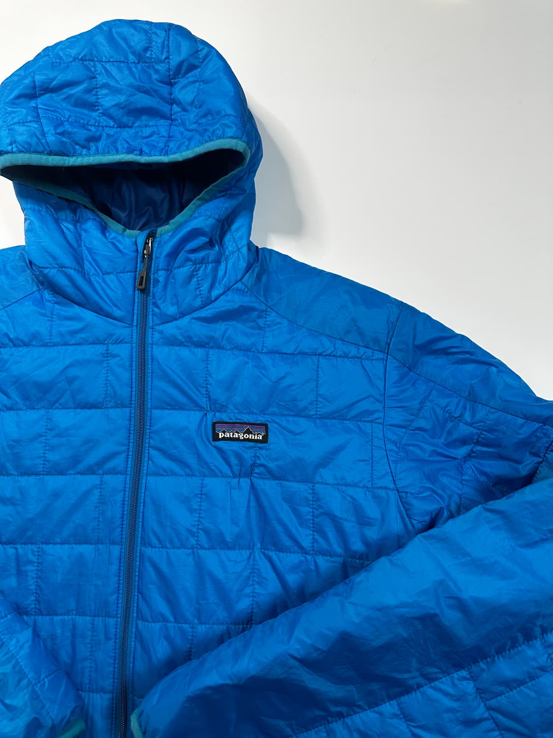 파타고니아 나노퍼프 경량 다운패딩 후디 상품이미지3