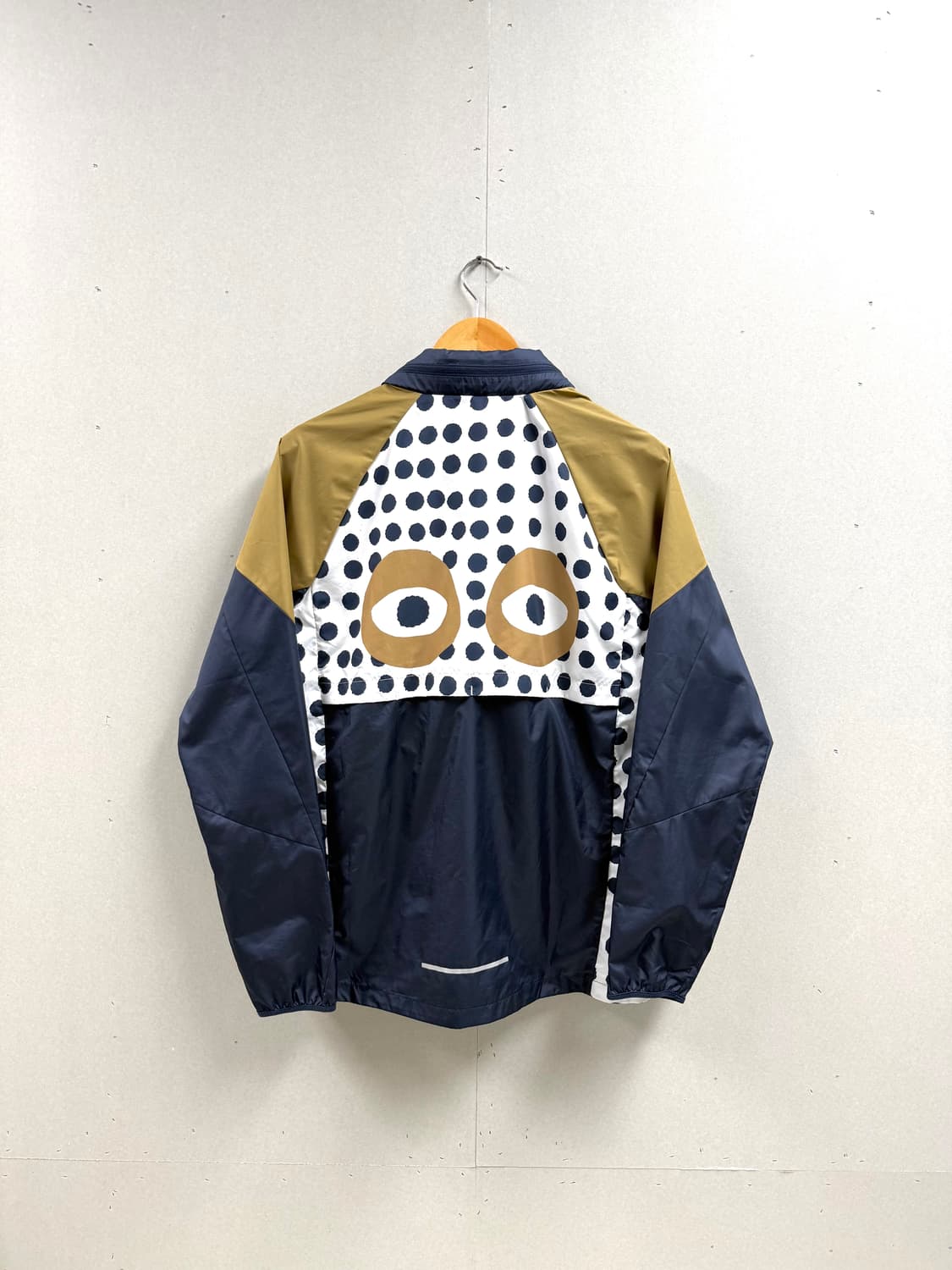 남성 95 M / 나이키 윈드러너 바람막이 A.I.R 코디허드슨 상품이미지6