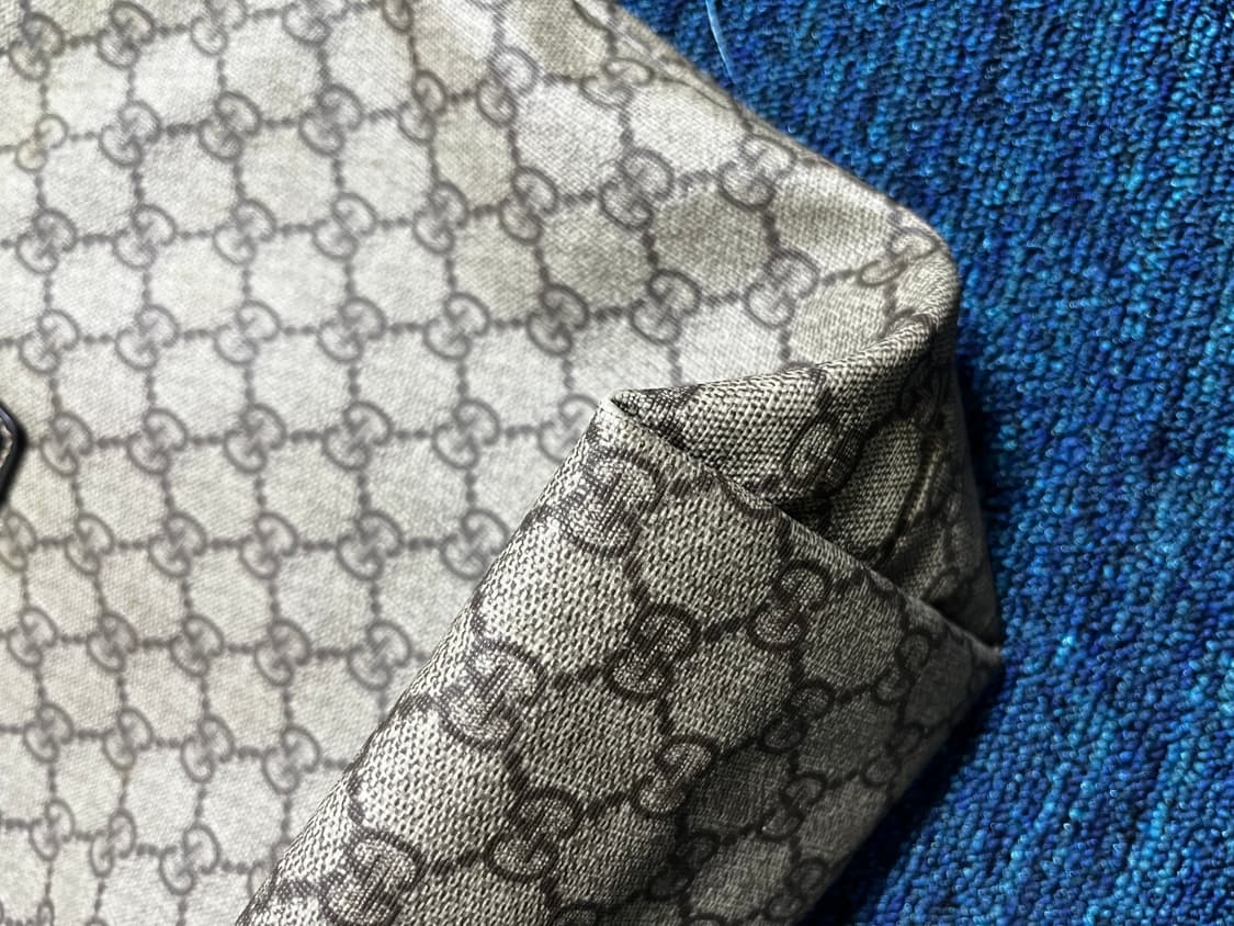 구찌 GG 수프림 쇼퍼백 상품이미지5