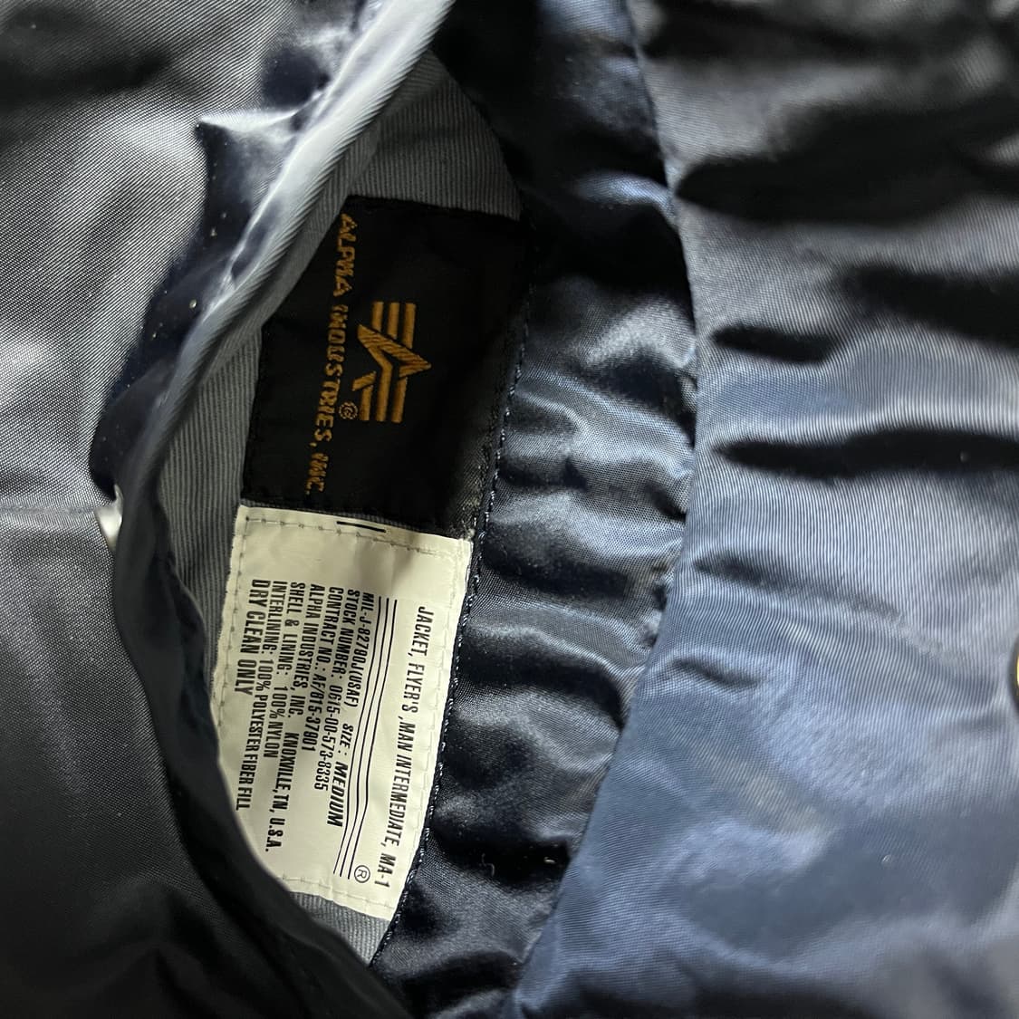 Alpha Industries MA-1 NASA Flight Jacket 상품이미지5