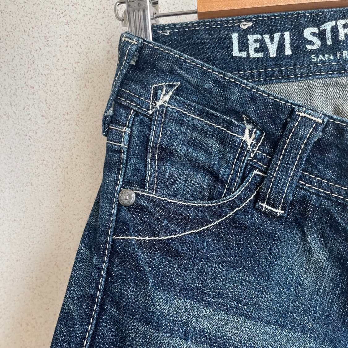 리바이스 로우라이즈 세미 부츠컷 팬츠 상품이미지3