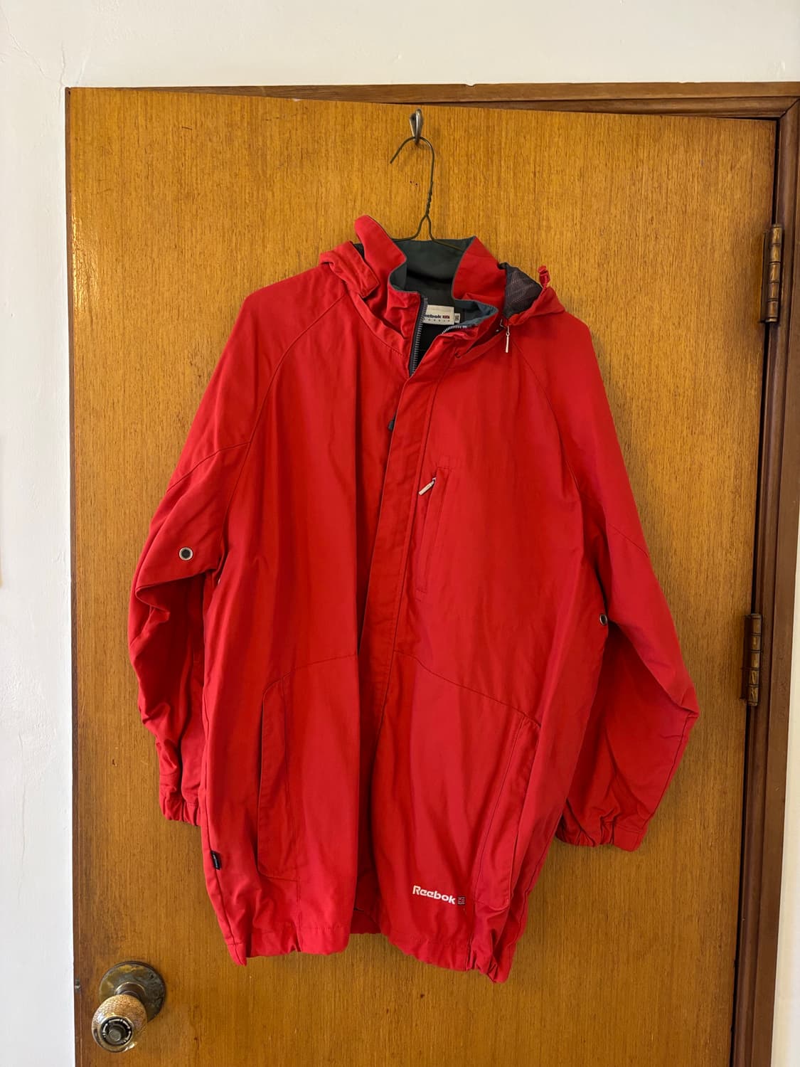 리복 레드 바람막이 상품이미지1