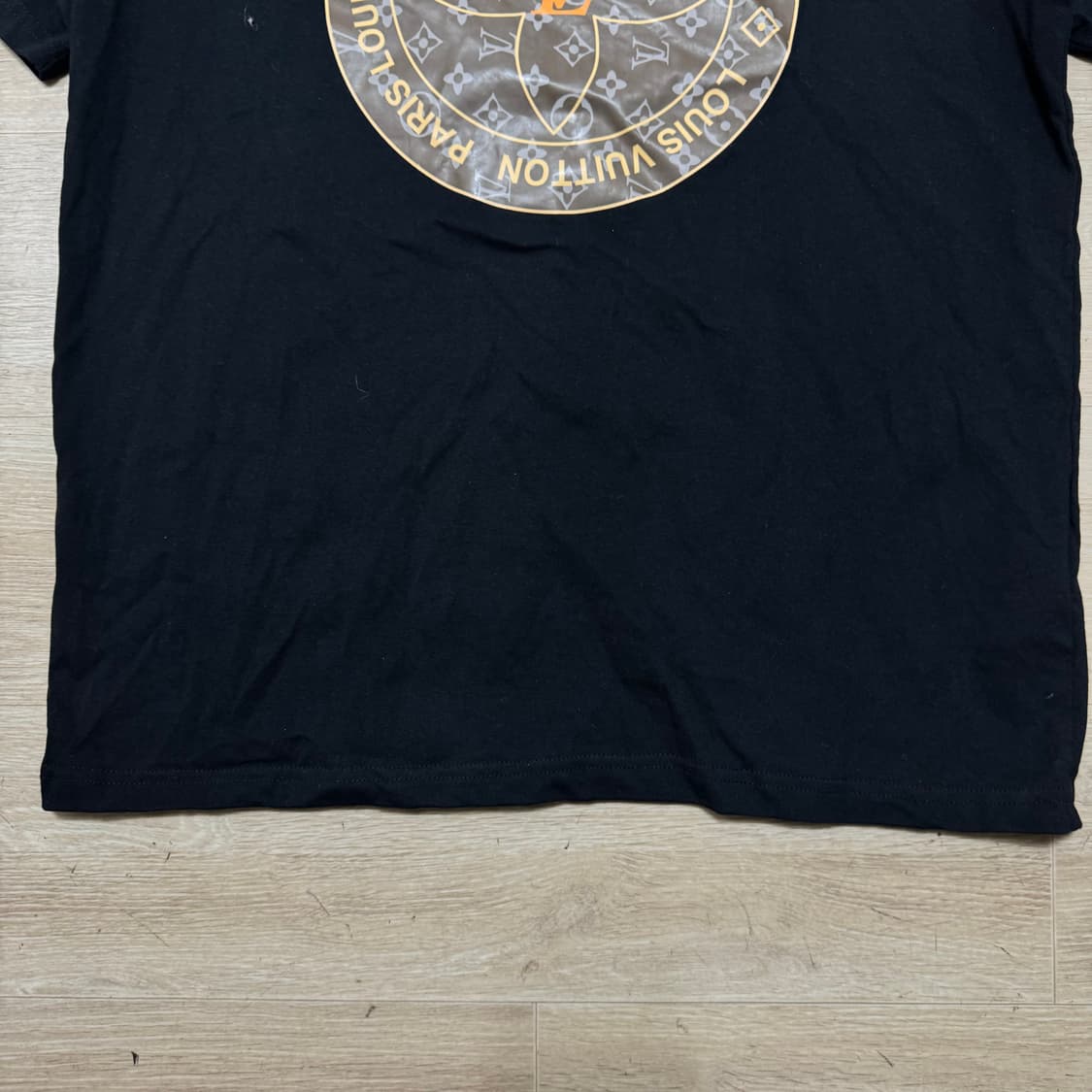 루이비통 프린팅 로고 티셔츠 상품이미지3